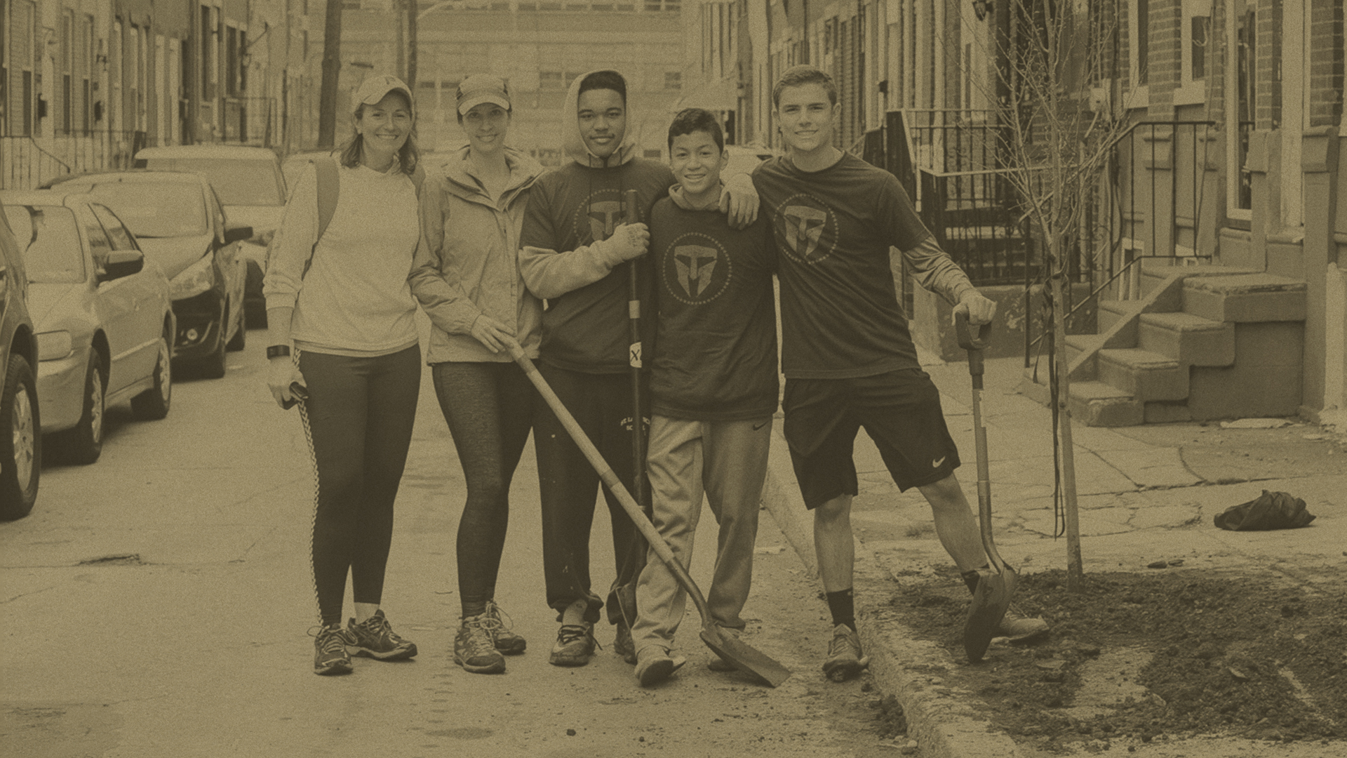 Phoenix, AZ - Pioneer & Military Memorial Park Clean Up